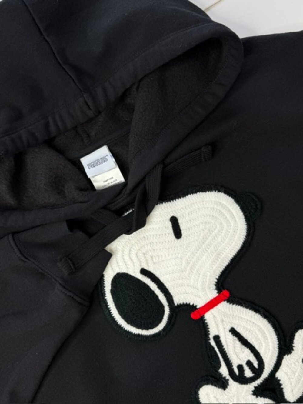 Peanuts Crochet Embroidered Snoopy Black Hoodie Sweatshirt XXL Classic Cartoon